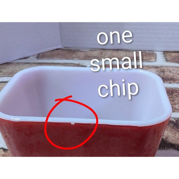 SET 2 Vintage Pyrex 0501 Small 1.5 Cup & 3 Square 407B Red Refrigerator Dishes - Picture 9 of 10